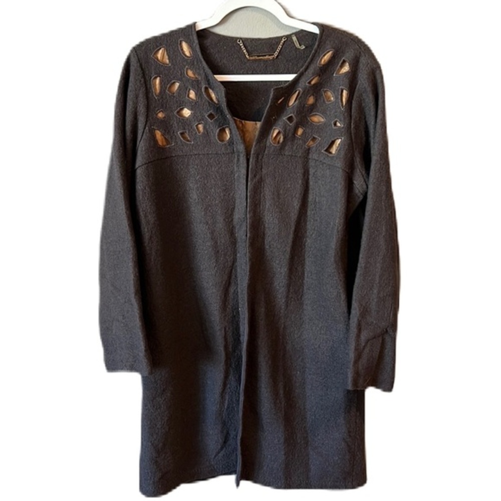 Soft Surroundings 100% Wool Cape Coat‎ Gold Satin Lining Cut Out Pattern …